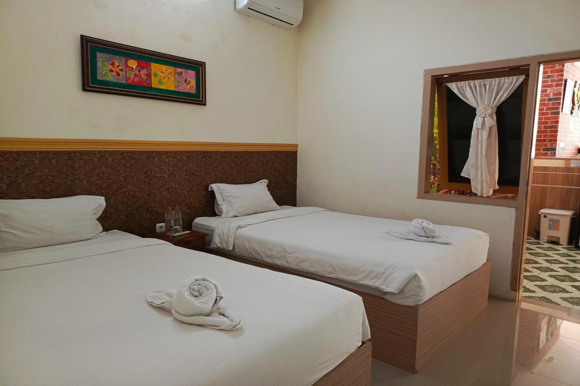 Adisa Homestay マラン エクステリア 写真